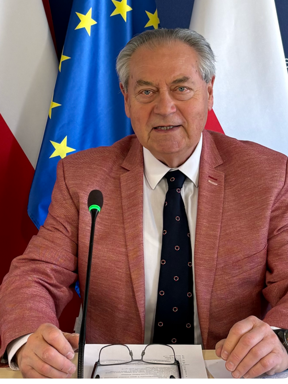 dr Mirosław Dackiewicz